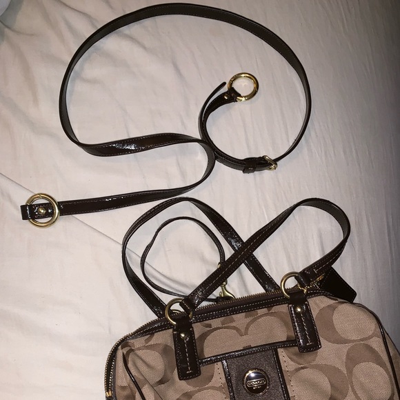 Coach purse and matching wristlet - Picture 5 of 8